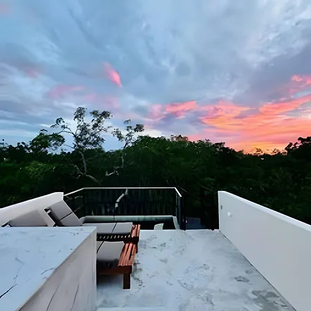 Jungle Retreat Selva Pixan Villa