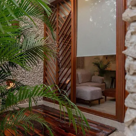 Casa Venus 3br 3bth Jungle Villa, Rooftop, Private Pool Holiday home *