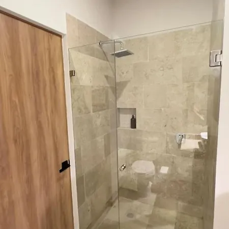 Luxury 2 Story Penthouse La Veleta 3br Hydro Tub *