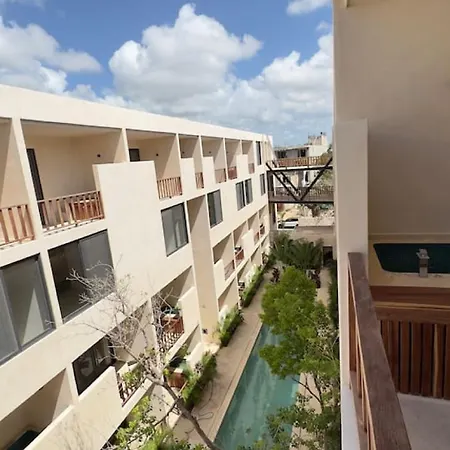 Holiday home Luxury 2 Story Penthouse La Veleta 3br Hydro Tub *