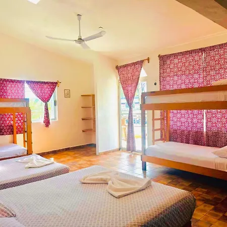 Hotel Naay Bej 3*