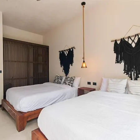 Holiday home Getaway In La Veleta At Asana El Jaguar Sleeps 12 *