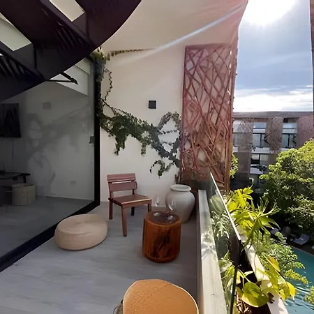 Dk Jade New Penthouse Holiday home *