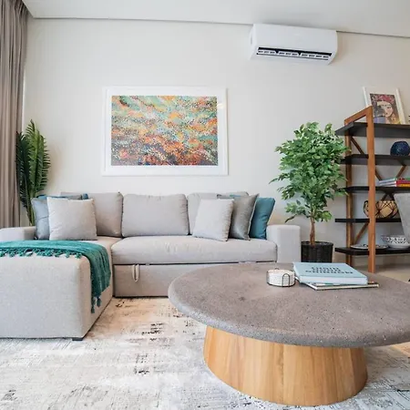 Ocean View 2bdr Luxury - Free Beach Club Apartment *