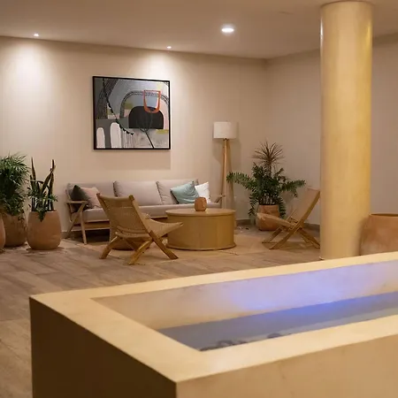 Apartment Relax In Style Charming Rooftop Apt W/pool, Sauna *