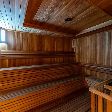 Luxury Gym Jacuzzi Wifi Starlink Apartamento