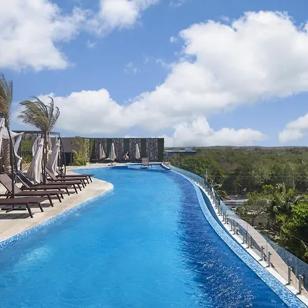 Menesse Penthouse Private Pool