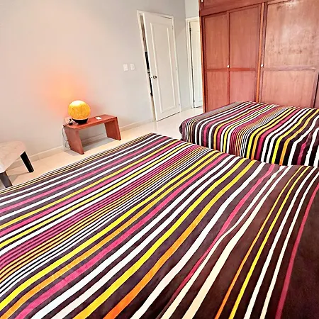 Oceanside Retreat, Pool, Beach Access, Sleeps 6