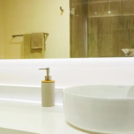Luxury At Mistiq Temple I Apartment