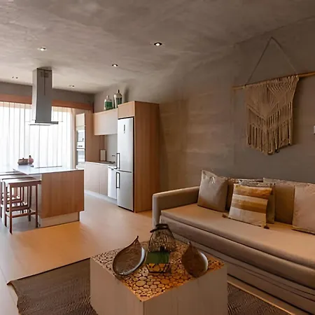 Cozy & Chic Apt W Pool, Balcony, Gym, Tennis Court Holiday home Tulum