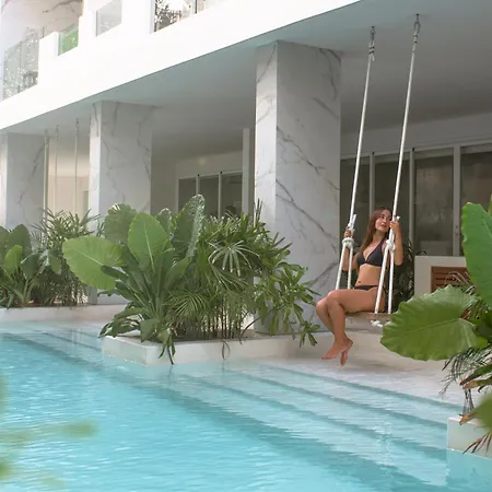 Jungle Luxe Hotel 5*