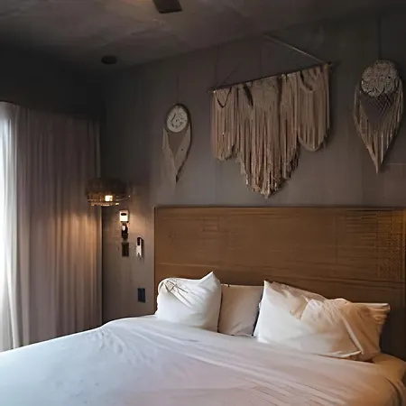 Tuk Viento 213 - Romantic Studio: Pool, Balcony & Padel Court Tulum