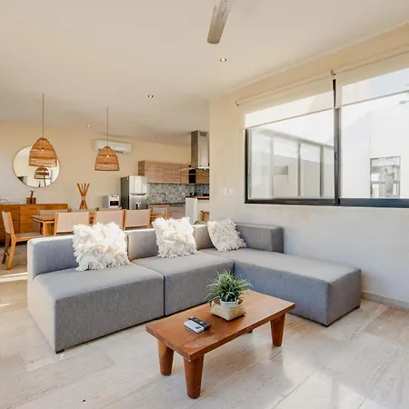 Beautiful 3 Bdr, 3 Ba Modern Minutes From * Tulum