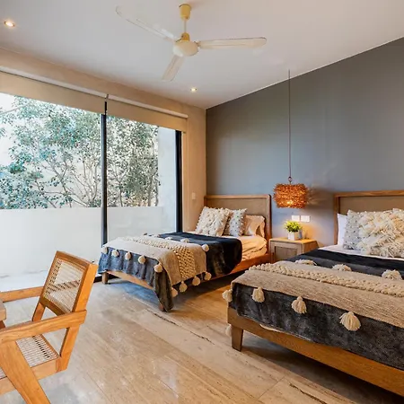 Beautiful 3 Bdr, 3 Ba Modern Minutes From * Tulum