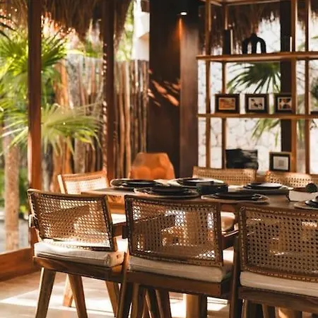 Villa Luxury In Sian