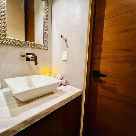 Koah New Luxury King Bed Fast Wifi * Tulum