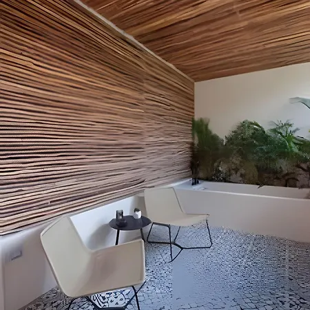 Nature Retreat: With Tub & Terrace Tulum