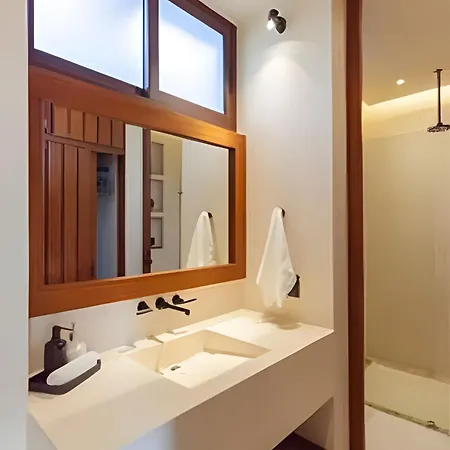 Holiday home Nature Retreat: With Tub & Terrace