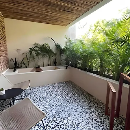 Nature Retreat: With Tub & Terrace