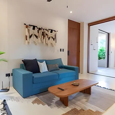 Nature Retreat: With Tub & Terrace Holiday home *