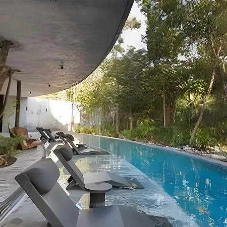 Holiday home Nature Retreat: With Tub & Terrace Tulum