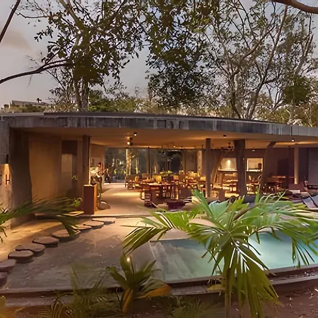 Nature Retreat: With Tub & Terrace