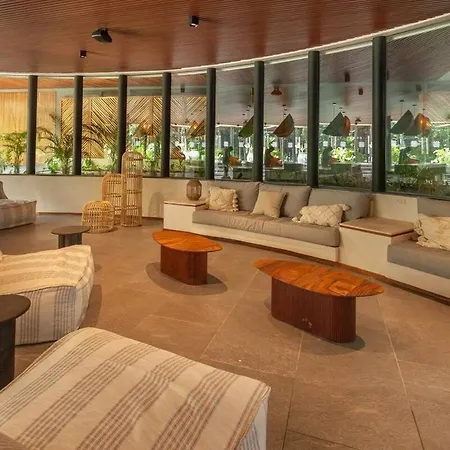 Miraluna - Exquisite Luxury Apt