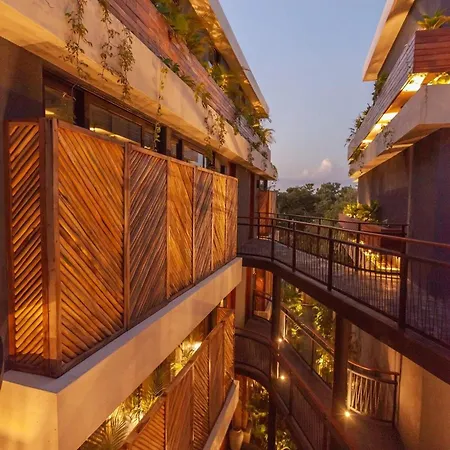 Miraluna - Exquisite Luxury Apt
