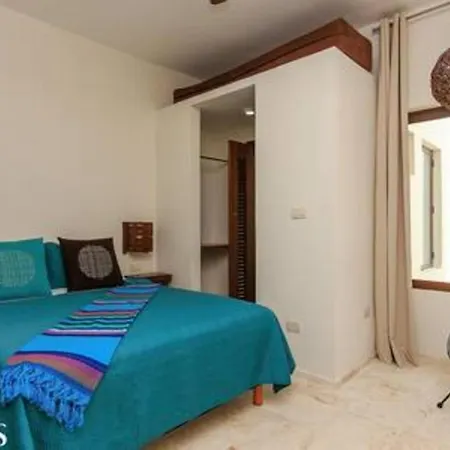 2 Rec. Premium Location Rooftop Pool Apartment