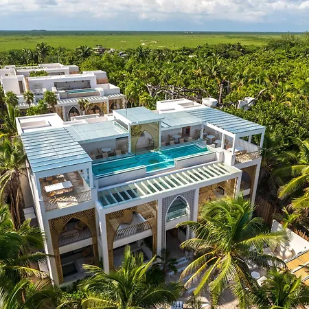 Sana Beachfront Boutique Hotel
