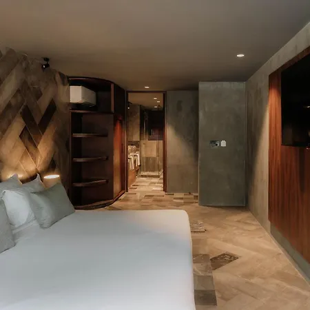 Barneys New York Luxury Silver Tulum