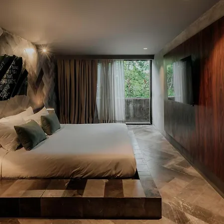 Apartment Barneys New York Luxury Green *