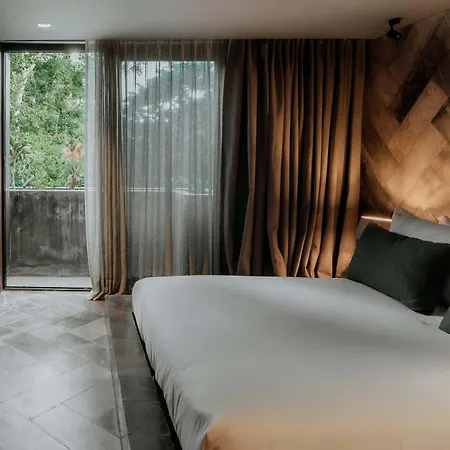 Barneys New York Luxury Green Tulum