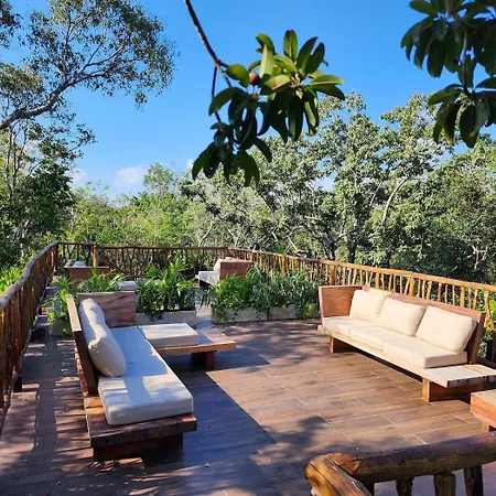 Divine Embodi Retreat Resort *