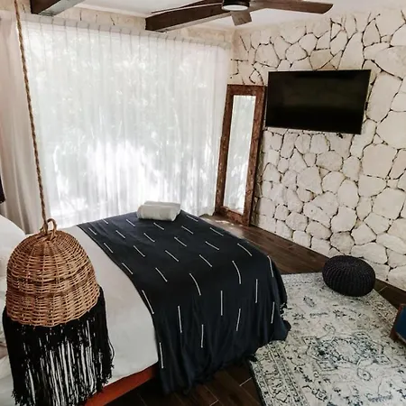 Divine Embodi Retreat Tulum
