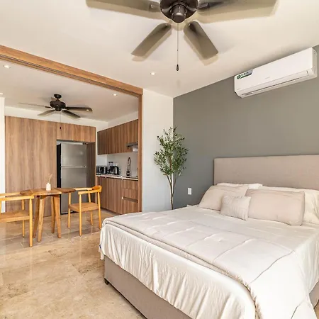 Lux With Private Balcony, Rooftop Pool, Gym Сasa de vacaciones
