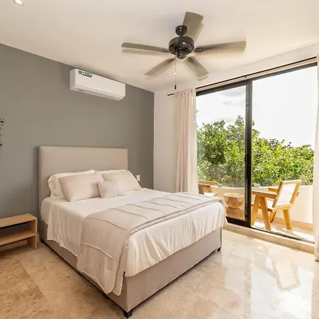 Сasa de vacaciones Lux With Private Balcony, Rooftop Pool, Gym