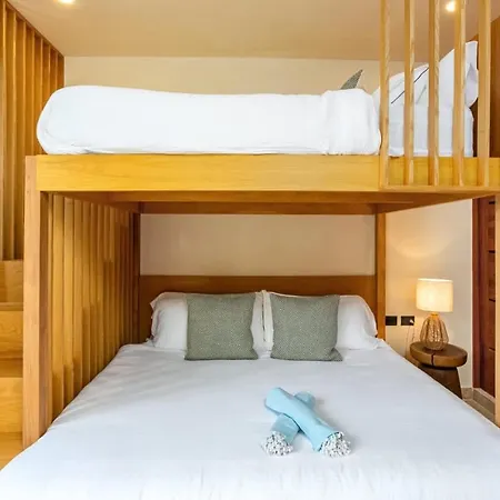 New Azulis Sleeps 15 Private Pool Concierge Holiday home *