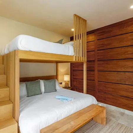 New Azulis Sleeps 15 Private Pool Concierge Holiday home *