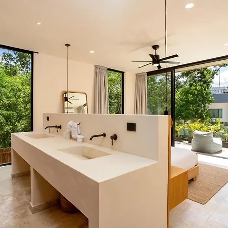 Holiday home New Azulis Sleeps 15 Private Pool Concierge