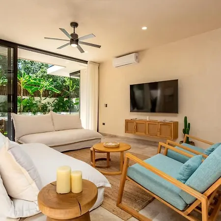 New Azulis Sleeps 15 Private Pool Concierge Holiday home *