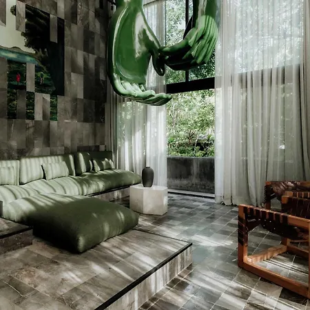 Apartment Barneys New York Luxury Green