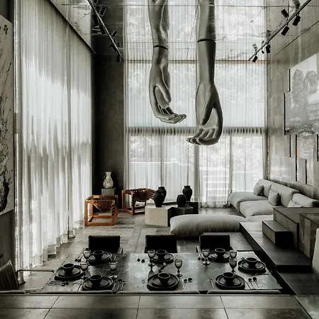 Apartment Barneys New York Luxury Silver *