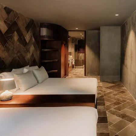 Apartment Barneys New York Luxury Silver Tulum