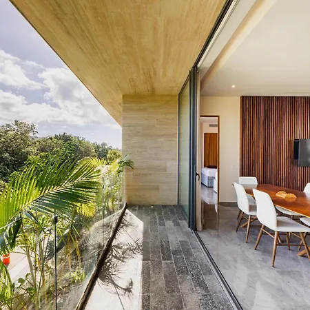 2br, 2bathroom Mistiq Gym 4 Pools Apartment