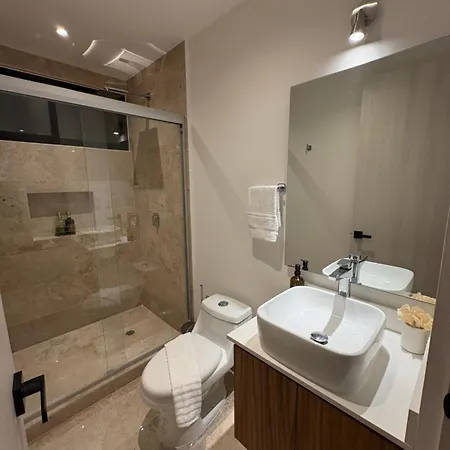 Nuevo Y Hermoso Departamento En *