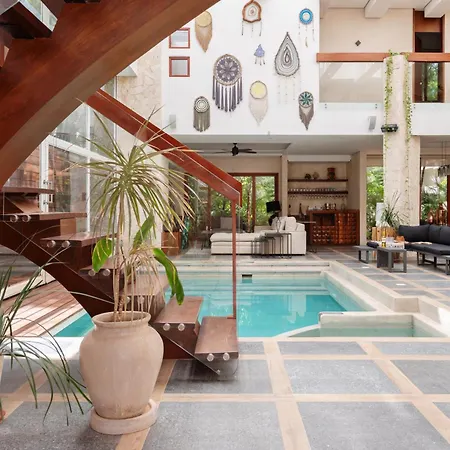Villa Tikal *