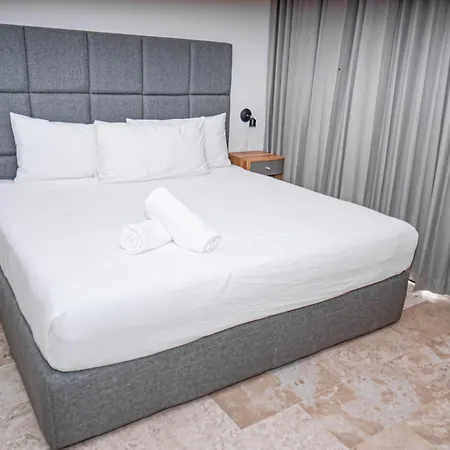 Apartment Level With Minifridge Microwave And Splash Pool Tulum