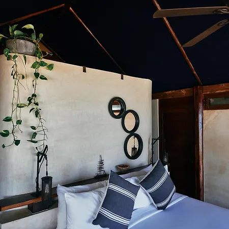 Libelula Beachfront Hotel Tulum