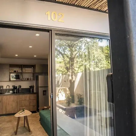 Great Location, New, 1br 4 Ppl Apartment *